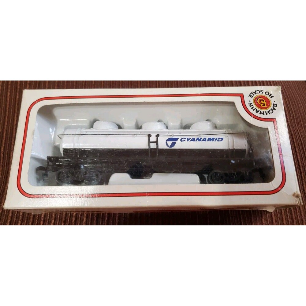 Bachmann HO Cyanamid 42' 3-Dome Tank Car (A. C.) 43-1001-39 / 0938 Trains Gauge